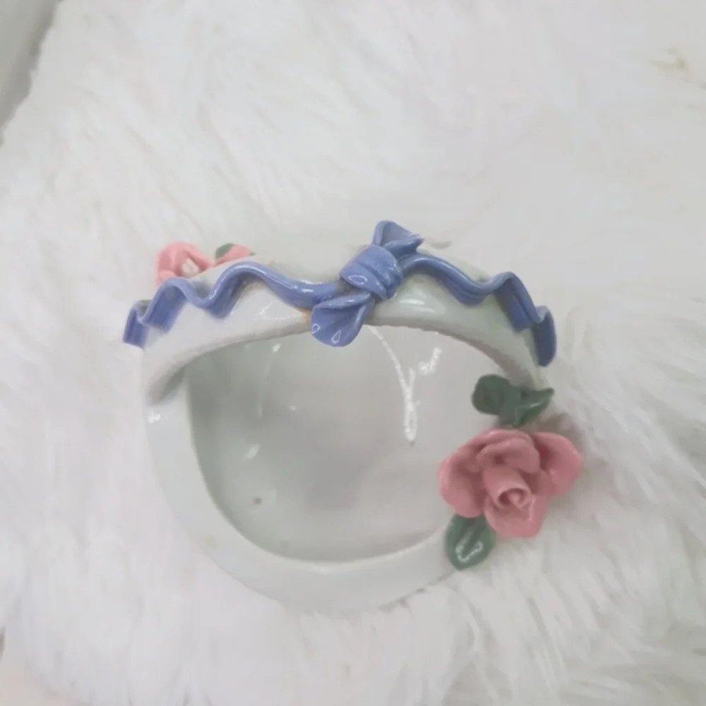Trinket ceramic heart box & ceramic basket floral